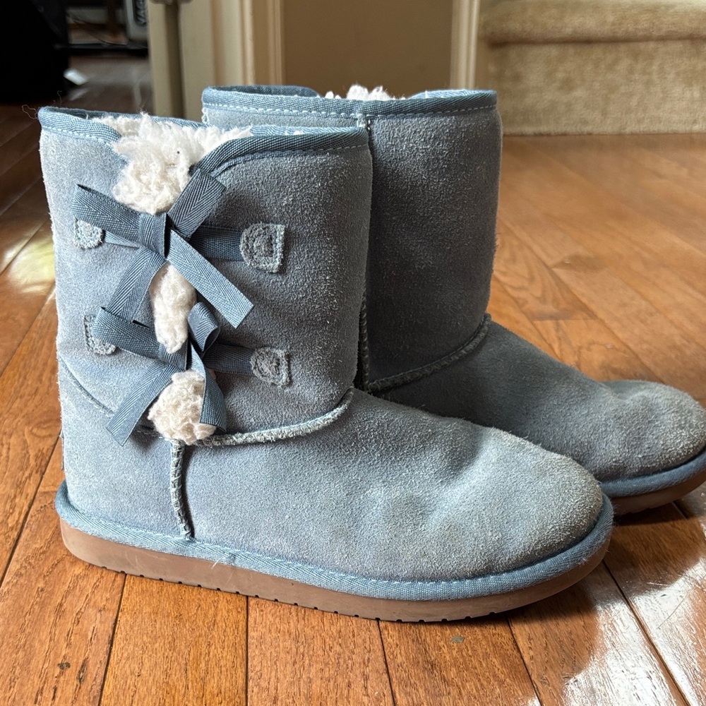 Koolaburra Blue Boots with Bows
